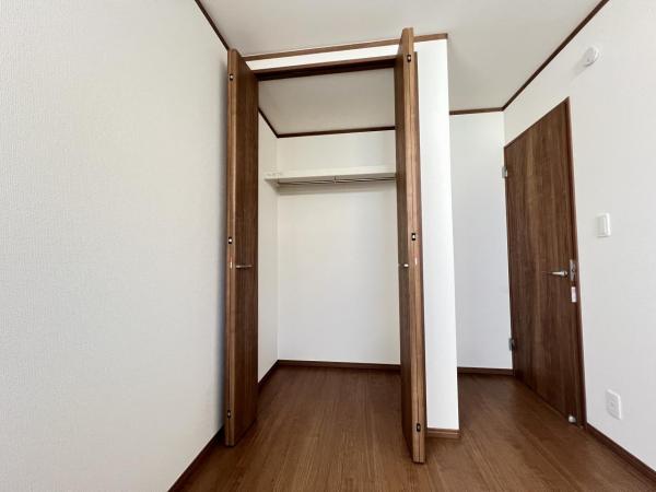 綾瀬市深谷中１丁目 戸建 収納