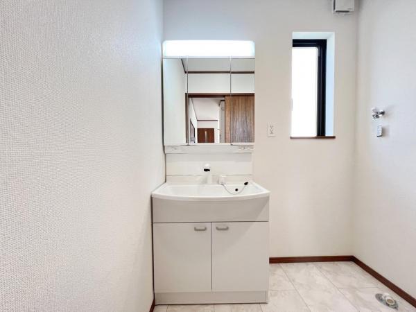 綾瀬市深谷中１丁目 戸建 洗面化粧台