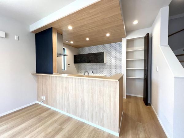 綾瀬市深谷中２丁目 戸建 ダイニング