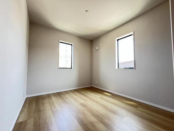 綾瀬市深谷中２丁目 戸建 洋室