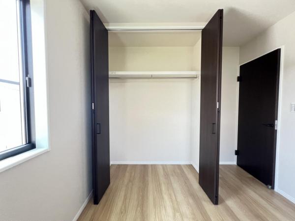 綾瀬市深谷中２丁目 戸建 収納