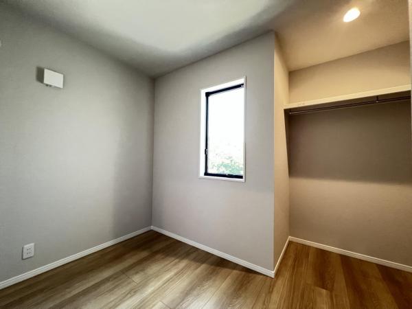 綾瀬市深谷中２丁目 戸建 収納