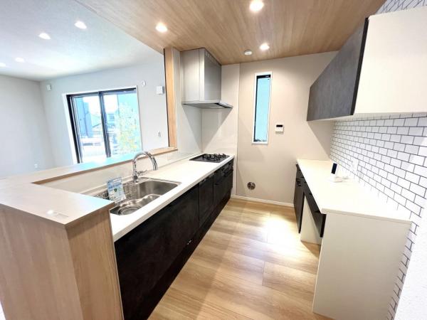 綾瀬市深谷中２丁目 戸建 キッチン