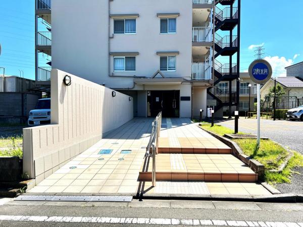 秦野ダイヤモンドマンション エントランス（外）