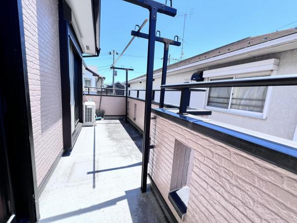 平塚市岡崎 中古戸建 バルコニー