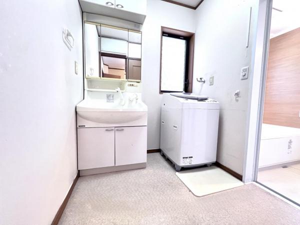 平塚市岡崎 中古戸建 脱衣所