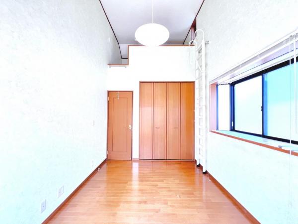 平塚市岡崎 中古戸建 子供部屋