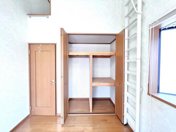 平塚市岡崎 中古戸建 ウォークインクローゼット