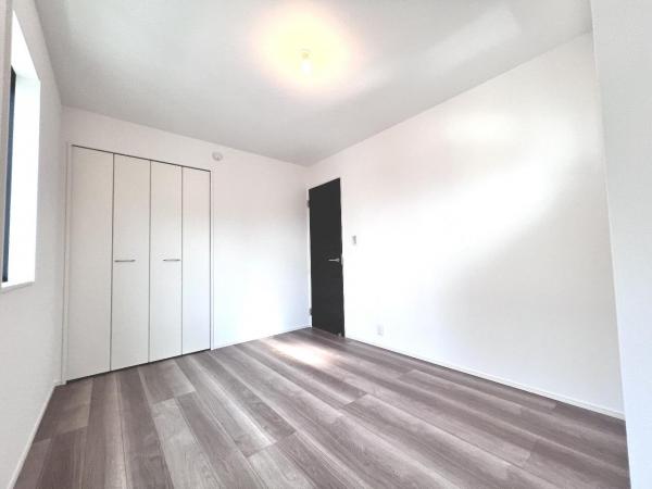 日野市多摩平５丁目　戸建 洋室