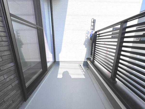 日野市多摩平５丁目　戸建 バルコニー