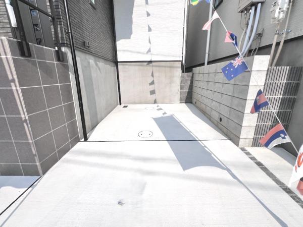 日野市多摩平５丁目　戸建 駐車場