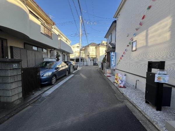 川越砂新田3丁目24ー1期 前面道路含む現地写真