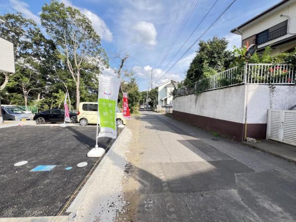 柏市新逆井 第8 前面道路含む現地写真