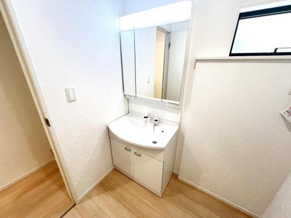 柏市新逆井 第8 洗面化粧台