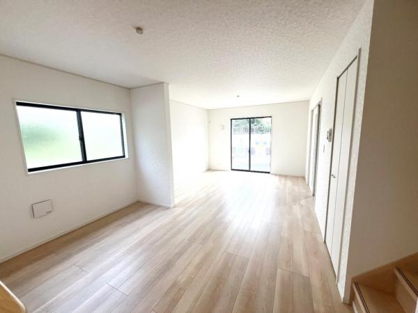 新築戸建 千葉県柏市新逆井１丁目 京成松戸線五香駅 2,888万円