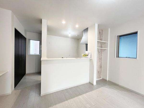 藤沢市高倉6期 ダイニングキッチン