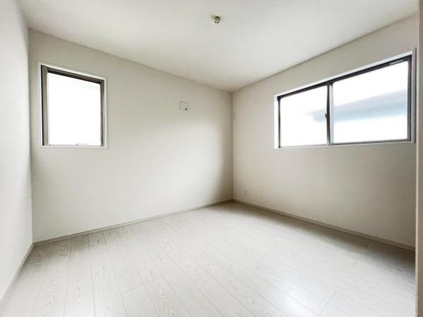 藤沢市高倉6期 洋室