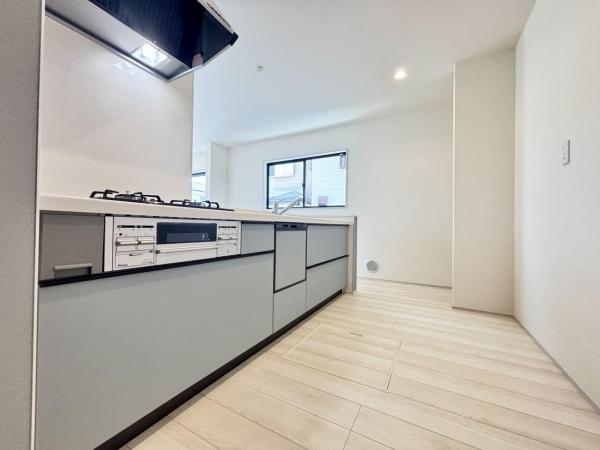 横浜市金沢区高舟台２丁目 戸建 キッチン