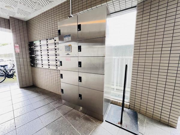 戸塚ダイカンプラザ 宅配ボックス