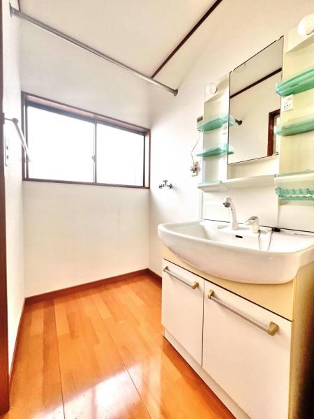 伊勢原市坪ノ内 中古戸建 脱衣所