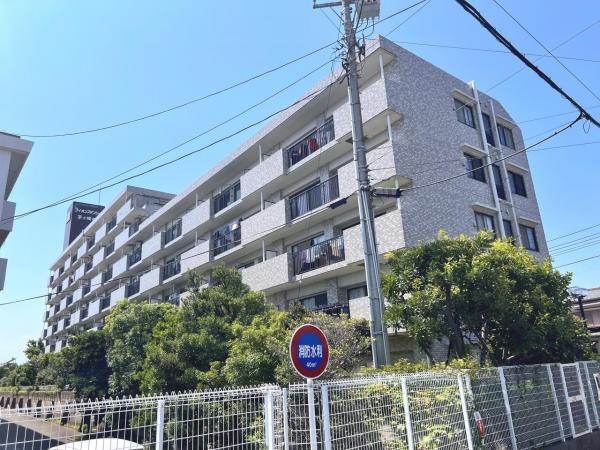 ライオンズマンション茅ケ崎第3 外観写真