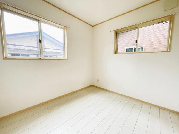 小田原市久野 中古戸建 洋室