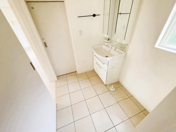 小田原市久野 中古戸建 脱衣所