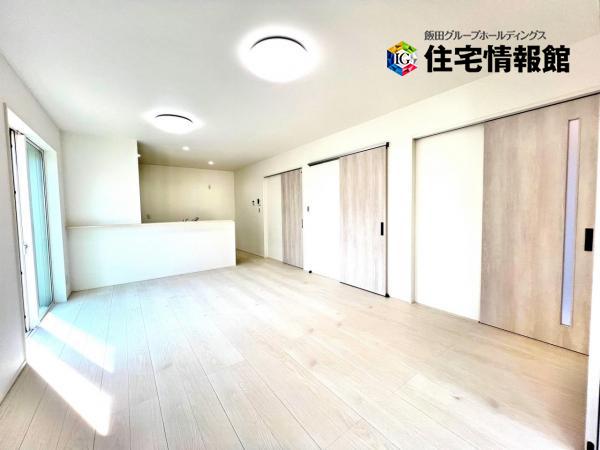 伊勢原市沼目４丁目 戸建 リビングダイニング