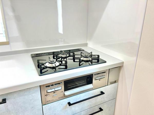 伊勢原市沼目４丁目 戸建 キッチン