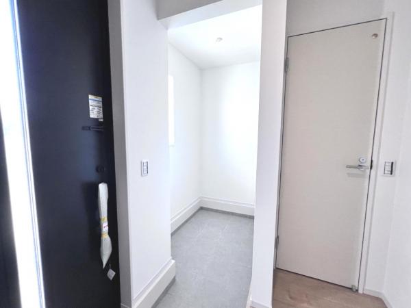 立川市西砂町2期 玄関