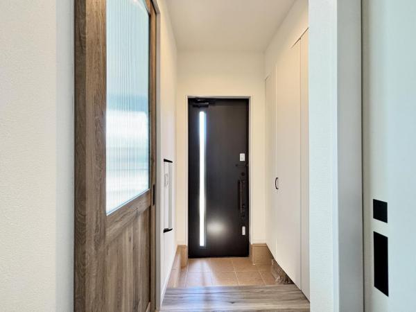 横須賀市舟倉２丁目 戸建 玄関