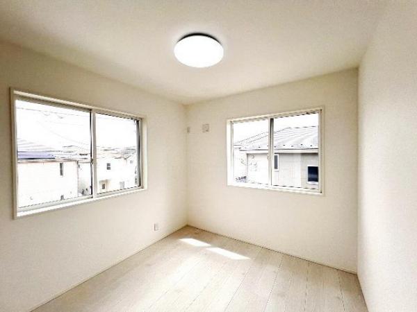 伊勢原市沼目４丁目 戸建 子供部屋