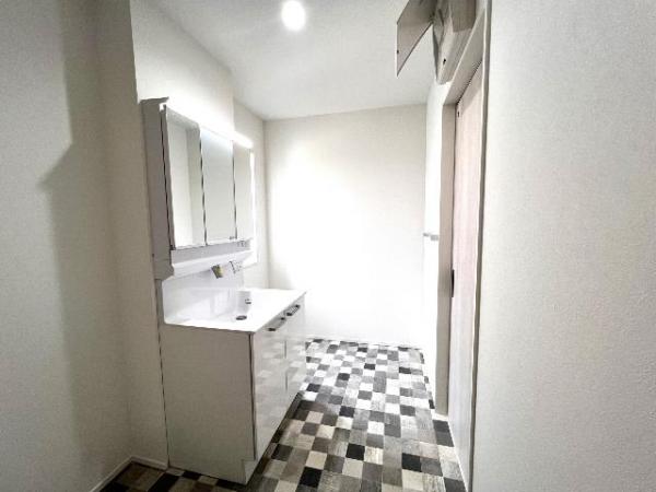 伊勢原市沼目４丁目 戸建 脱衣所