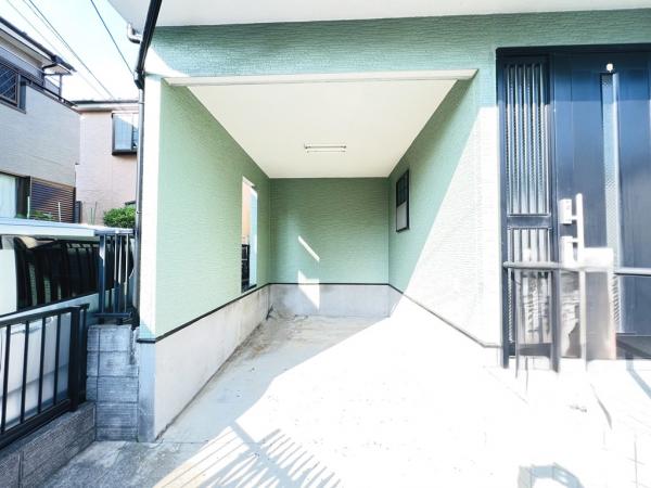 横浜市瀬谷区北新 中古戸建 駐車場