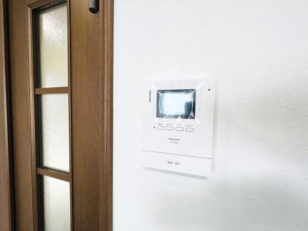 横浜市瀬谷区北新 中古戸建 TVモニター付きインターフォン