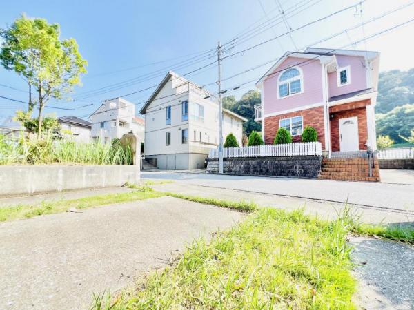 木更津市港南台４丁目 中古戸建 前面道路含む現地写真