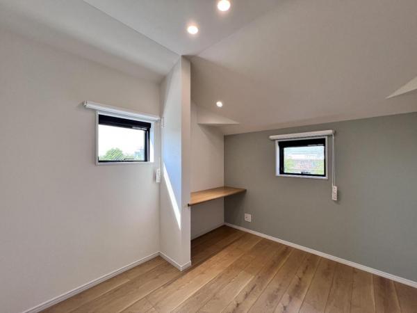 西多摩郡瑞穂町長岡１丁目 戸建 洋室