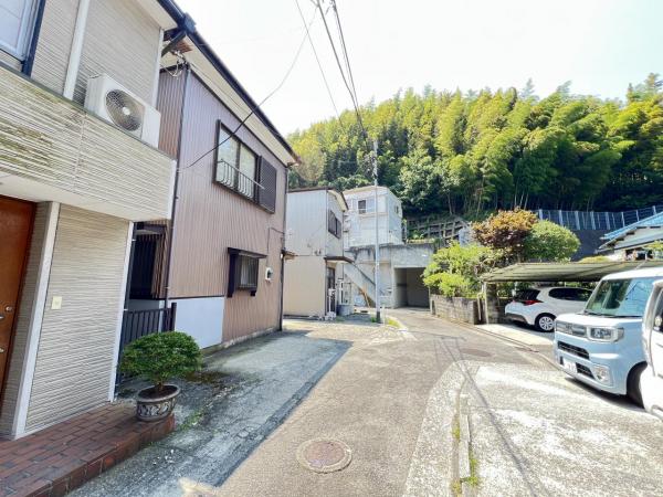 横須賀市公郷町５丁目 土地 前面道路含む現地写真