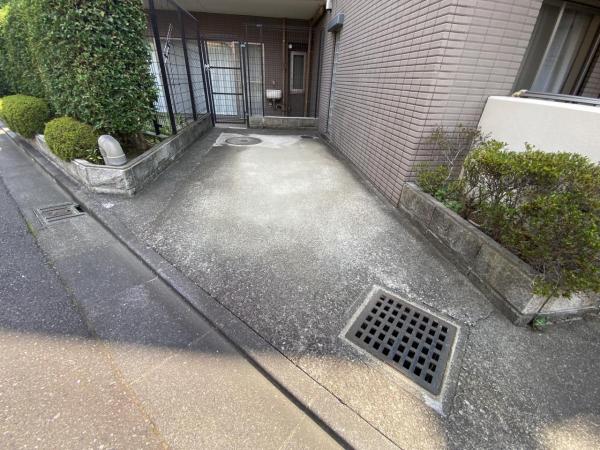 ジェイパーク向ヶ丘メイプルハウス 敷地内駐車場