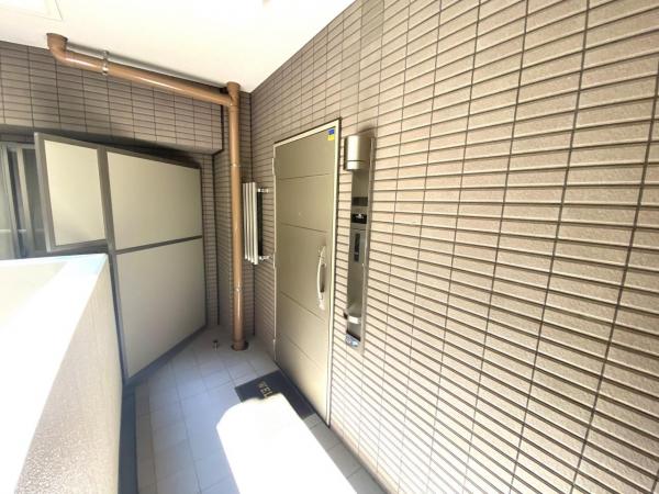 ジェイパーク向ヶ丘メイプルハウス 玄関