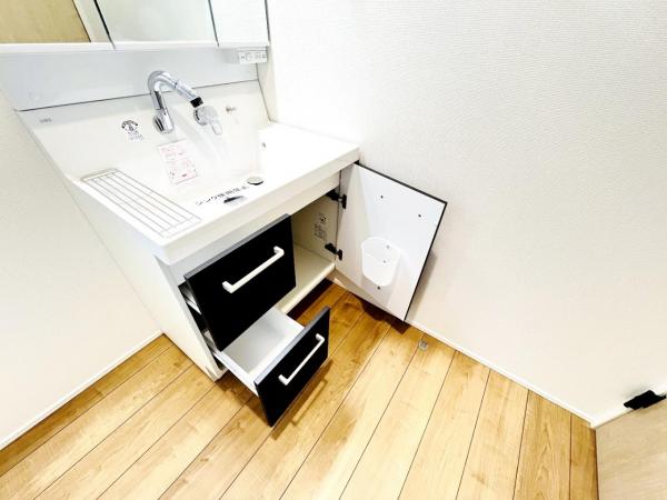 柏市酒井根23ー1期 脱衣所