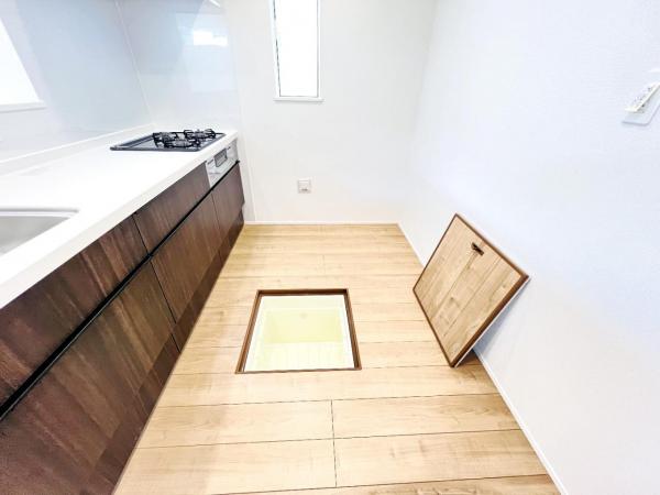柏市酒井根23ー1期 その他内観