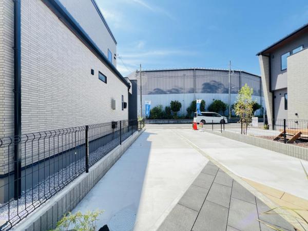 綾瀬市深谷中２丁目 戸建 駐車場