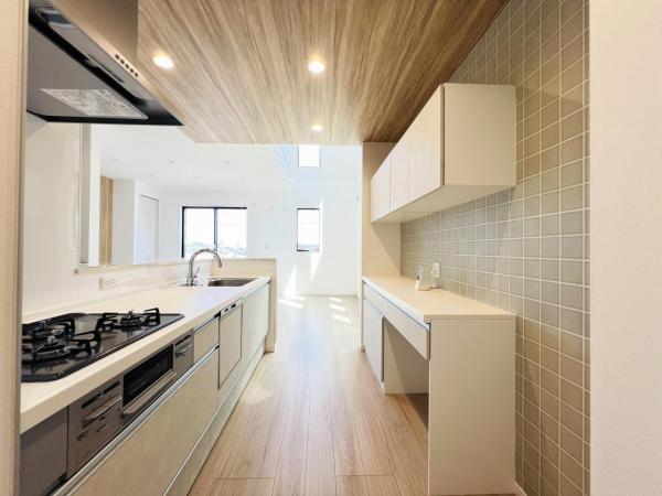 綾瀬市深谷中２丁目 戸建 キッチン