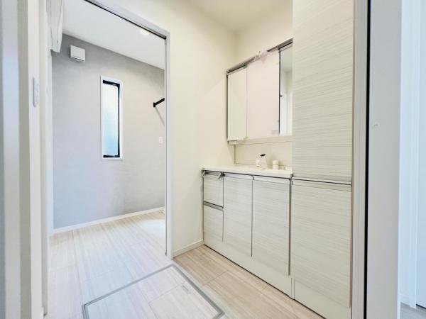 綾瀬市深谷中２丁目 戸建 洗面化粧台