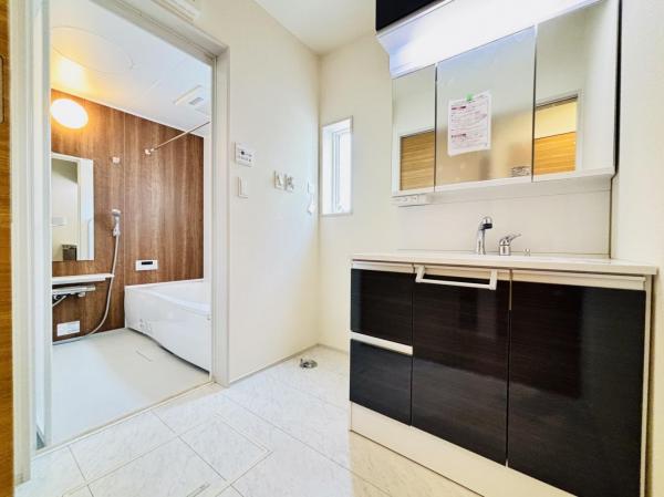 横須賀市岩戸３丁目 戸建 脱衣所