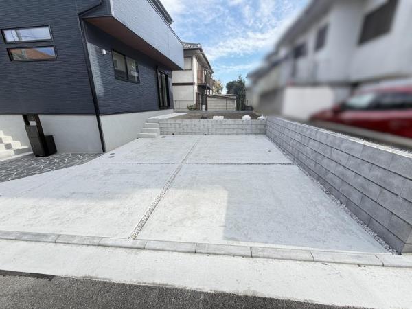 横須賀市湘南鷹取６丁目 戸建 駐車場