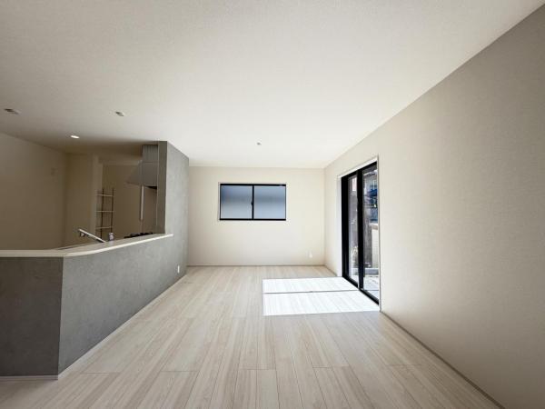 横須賀市湘南鷹取６丁目 戸建 ダイニング