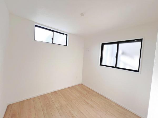 海老名市国分寺台4期 戸建 洋室