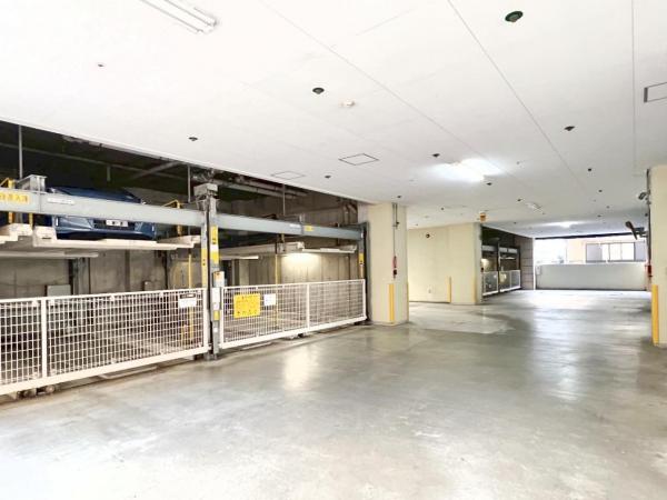 グランシティサウスレジデンス 駐車場